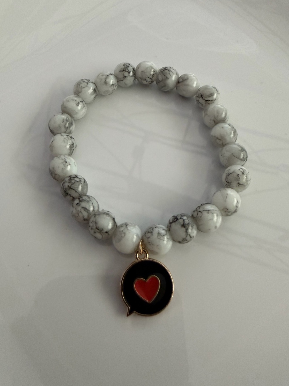 White Marbled Resin Beaded Bracelet with Black and Red Heart Conversation Charm